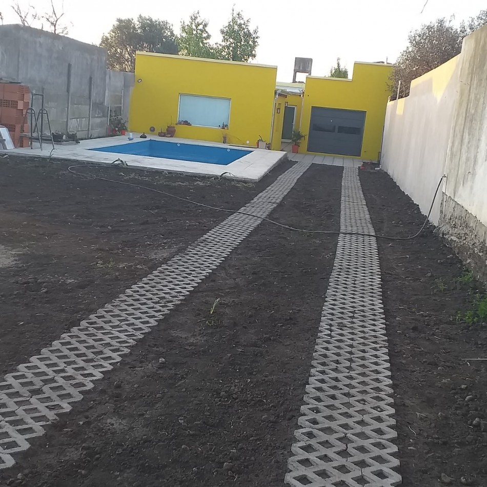 VENDO CASA AMPLIO LOTE EXCELENTE ZONA 