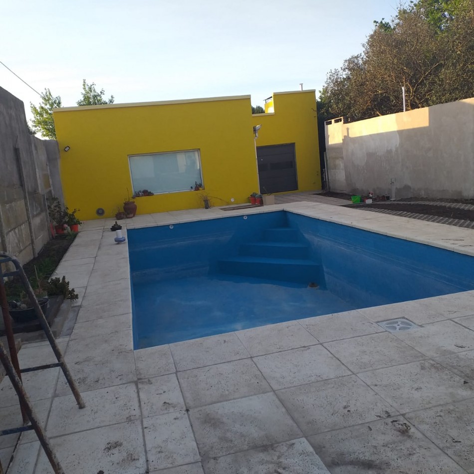 VENDO CASA AMPLIO LOTE EXCELENTE ZONA 