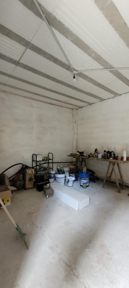 VENDO GALPON 170 MTS CON DOS OFICINAS 