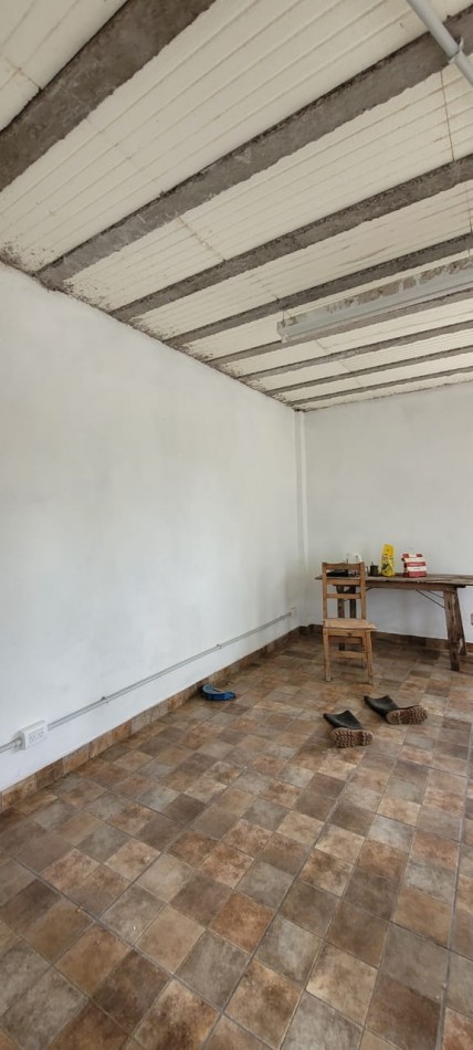 VENDO GALPON 170 MTS CON DOS OFICINAS 