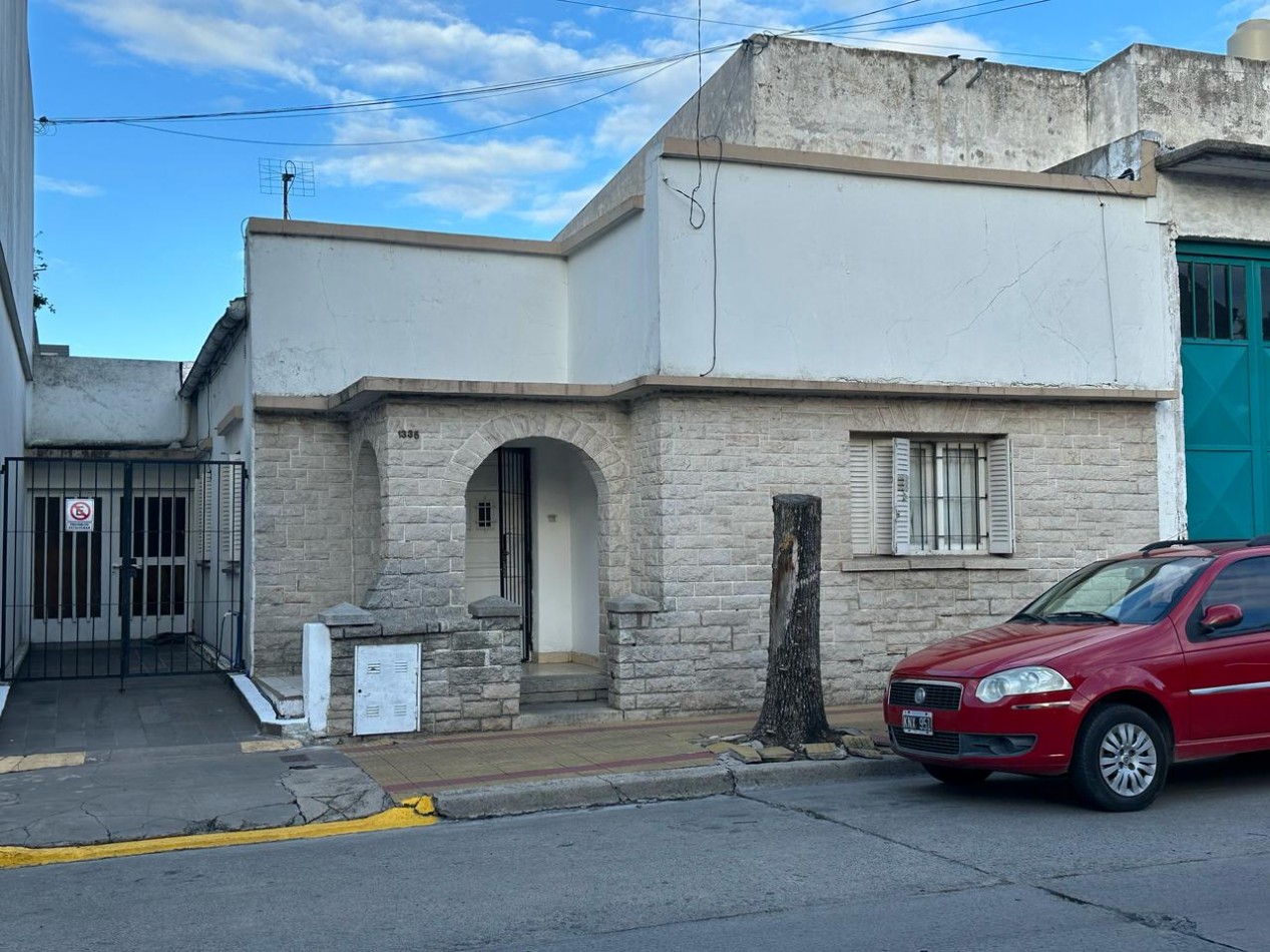 casa semi centrica de tres habitaciones APTA CREDITO 