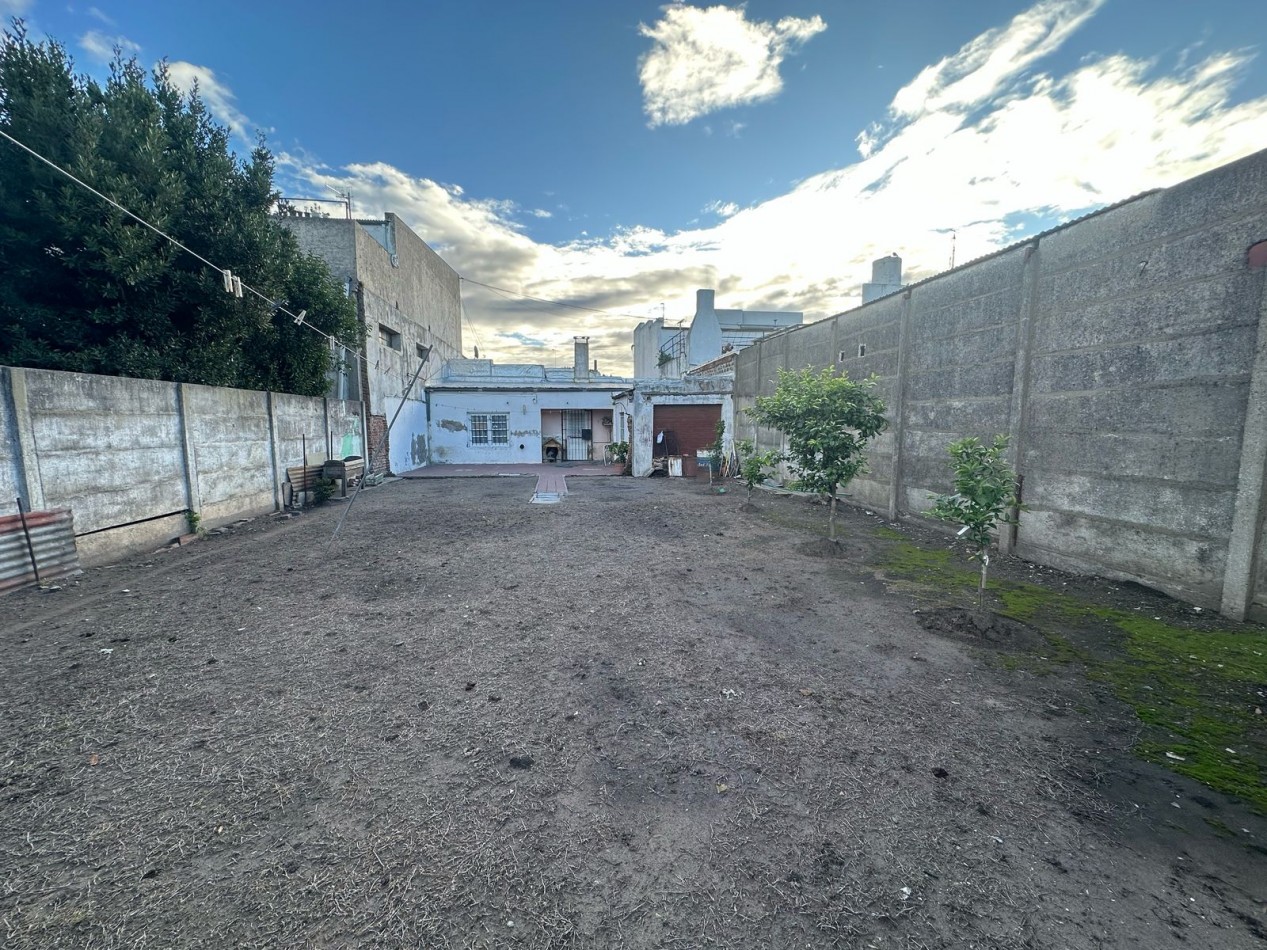 casa semi centrica de tres habitaciones APTA CREDITO 