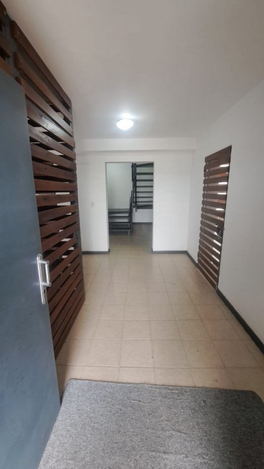 Oportunidad! Venta de Departamento Apto Credito - 2 Dormitorios - Terraza con Parrilla y Cochera