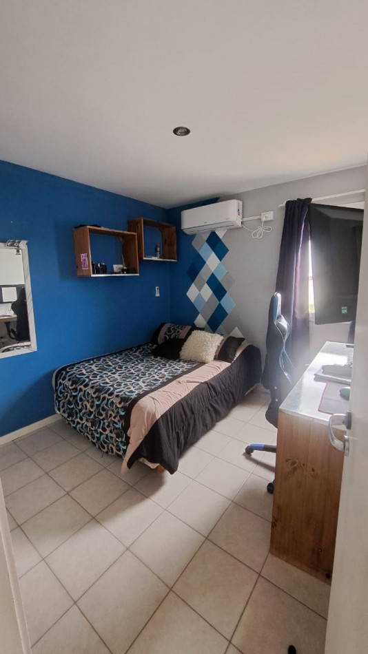 Oportunidad! Venta de Departamento Apto Credito - 2 Dormitorios - Terraza con Parrilla y Cochera