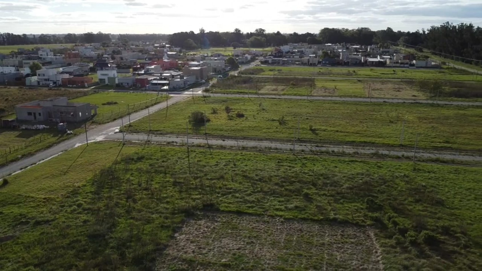 VENTA LOTE ZONA BARRIO GRADUADOS