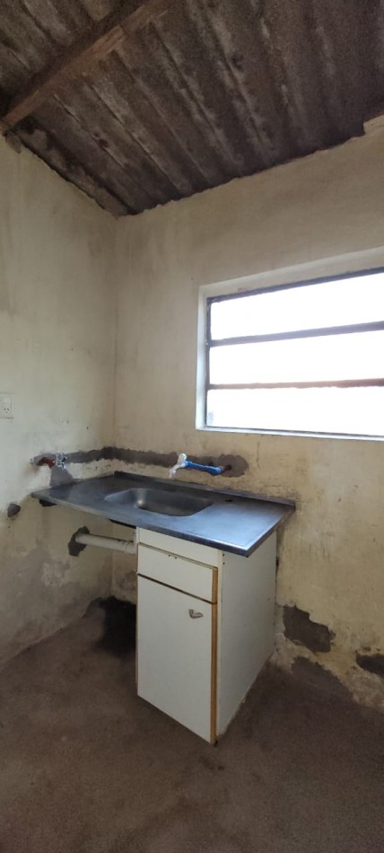 VENTA CASA EN PH 1 DORMITORIO + PATIO VERDE