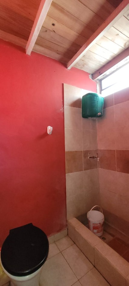 VENTA CASA EN PH 1 DORMITORIO + PATIO VERDE