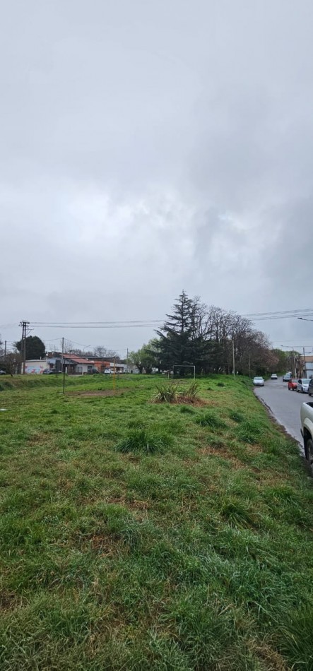 VENTA LOTE 10,50 X 45 TODOS LOS  SERVICIOS