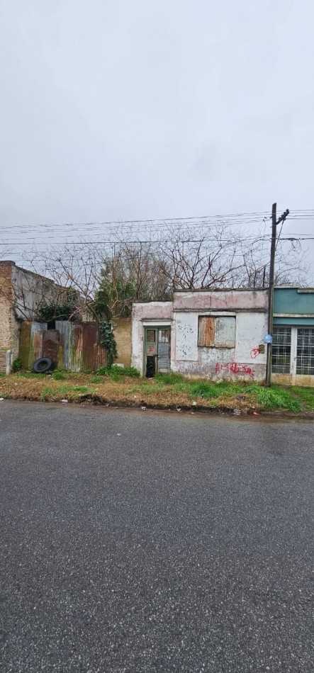 VENTA LOTE 10,50 X 45 TODOS LOS  SERVICIOS