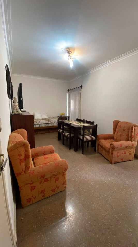 2 amb en La Perla, baño reciclado y gas hecho