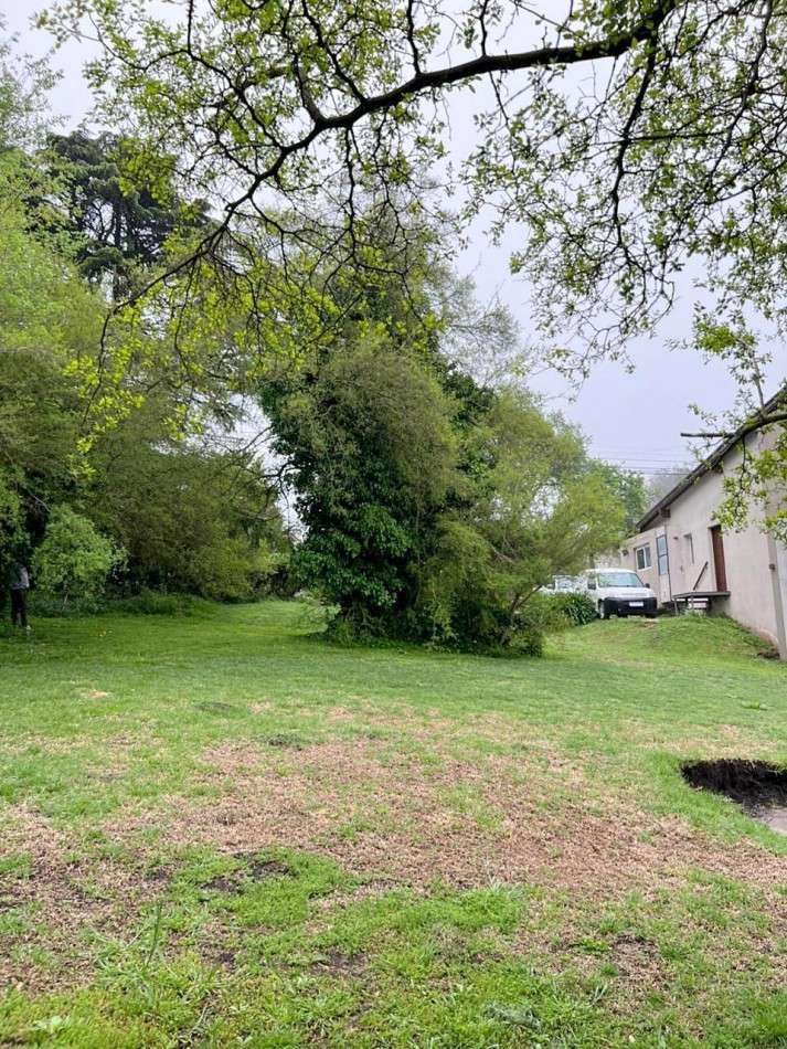 Lote de 784m2 con servicios en Sierra de los Padres