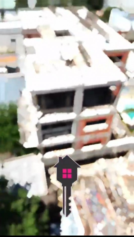 VENTA AL POZO DEPTOS DE 2 Y 3 AMBIENTES,  EN ZONA CEMICENTRICA 