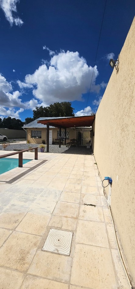 VENTA CASA QUINTA SOBRE LOTE DE 12X50