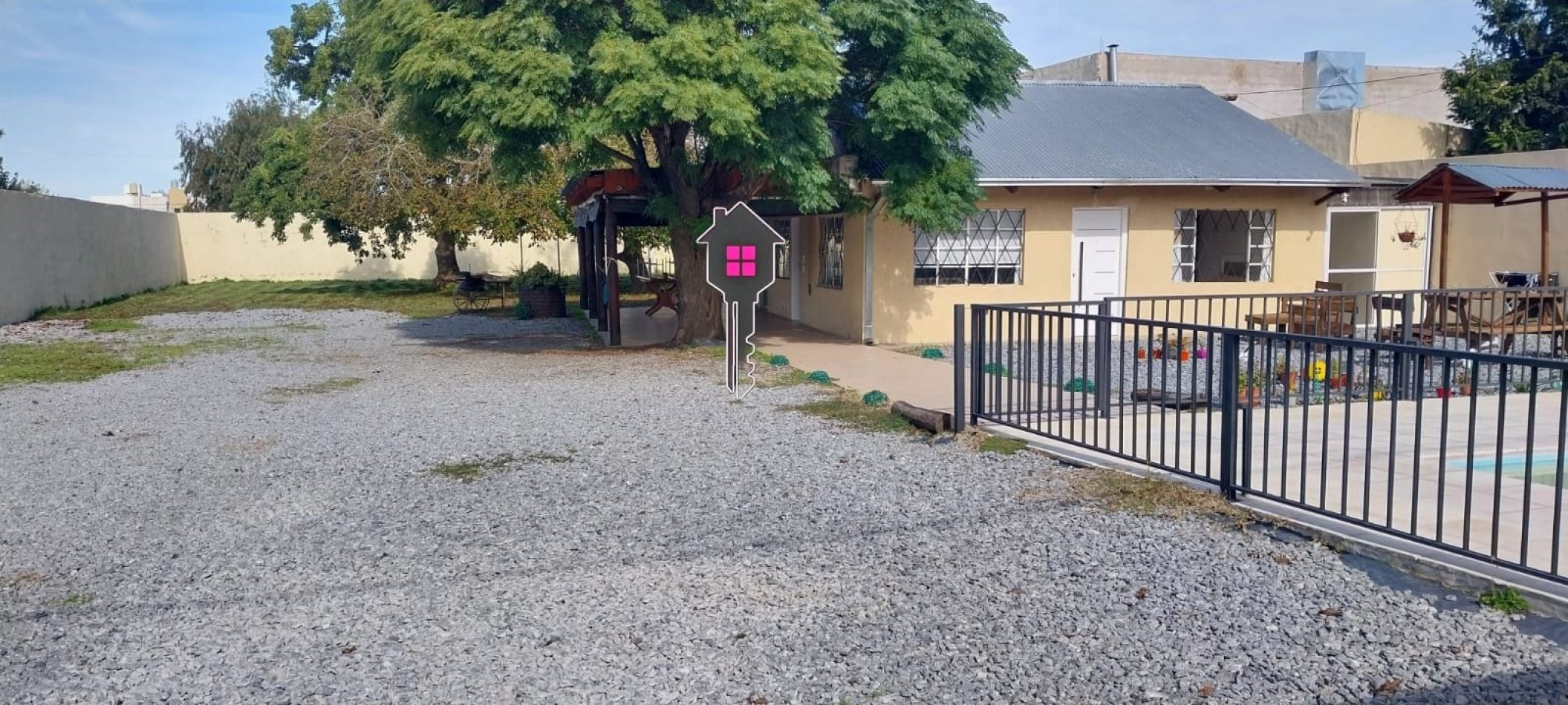 VENTA CASA QUINTA SOBRE LOTE DE 12X50