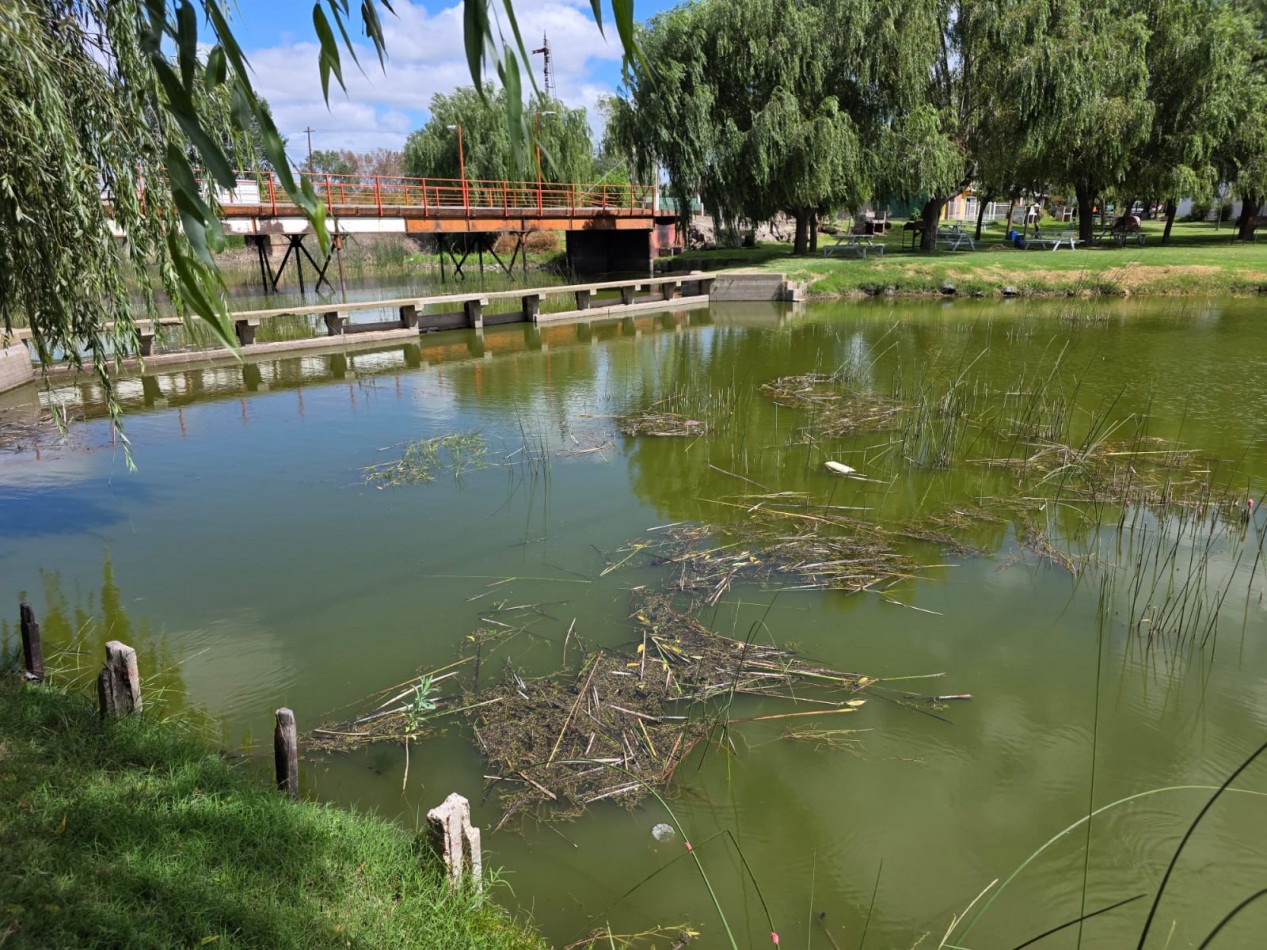 VENTA CASA 3 DORMITORIOS EN CLUB DE CAMPO Y PESCA EL BURRO