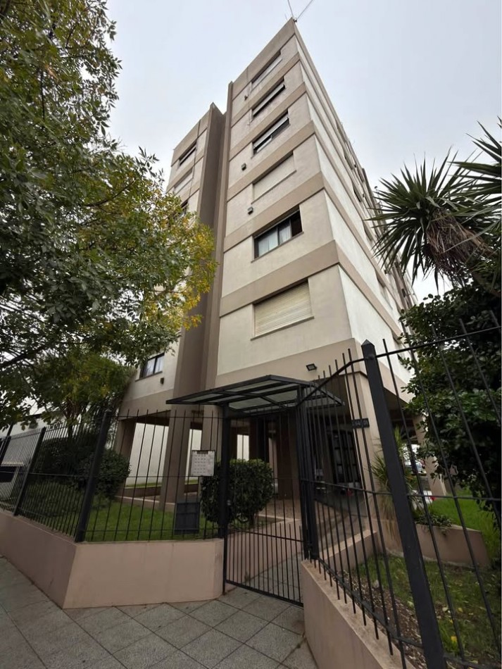 2 amb apto credito muy luminoso con espacio de cochera