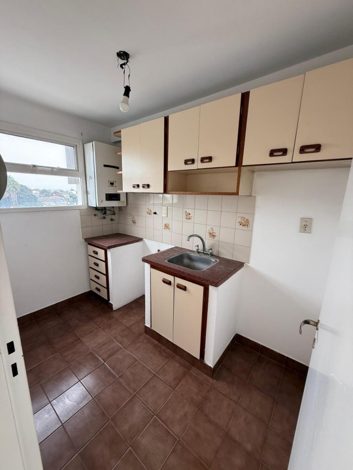 2 amb apto credito muy luminoso con espacio de cochera