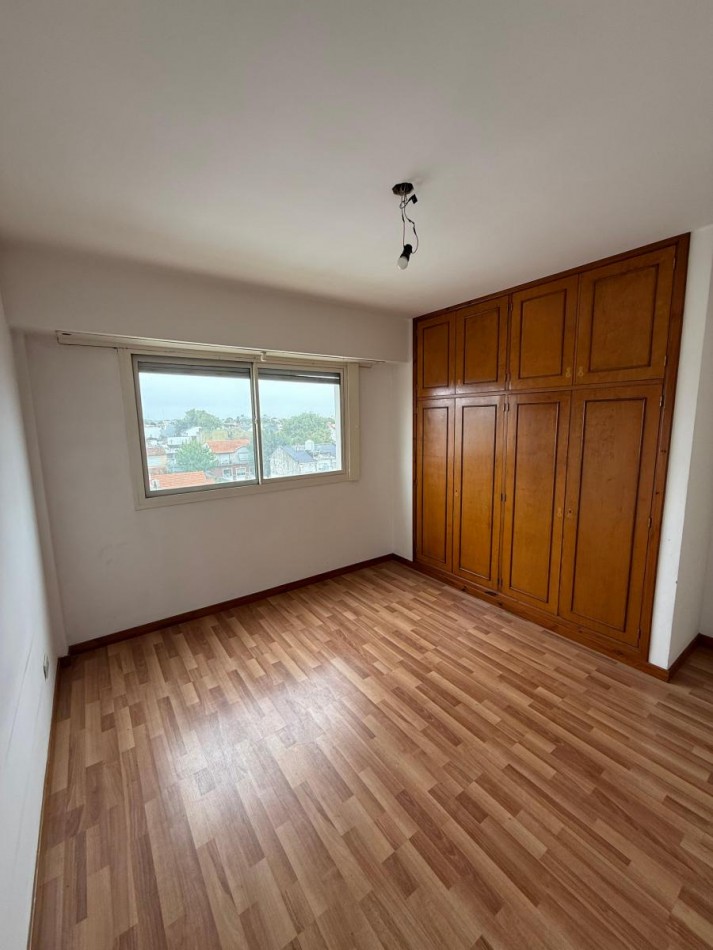 2 amb apto credito muy luminoso con espacio de cochera