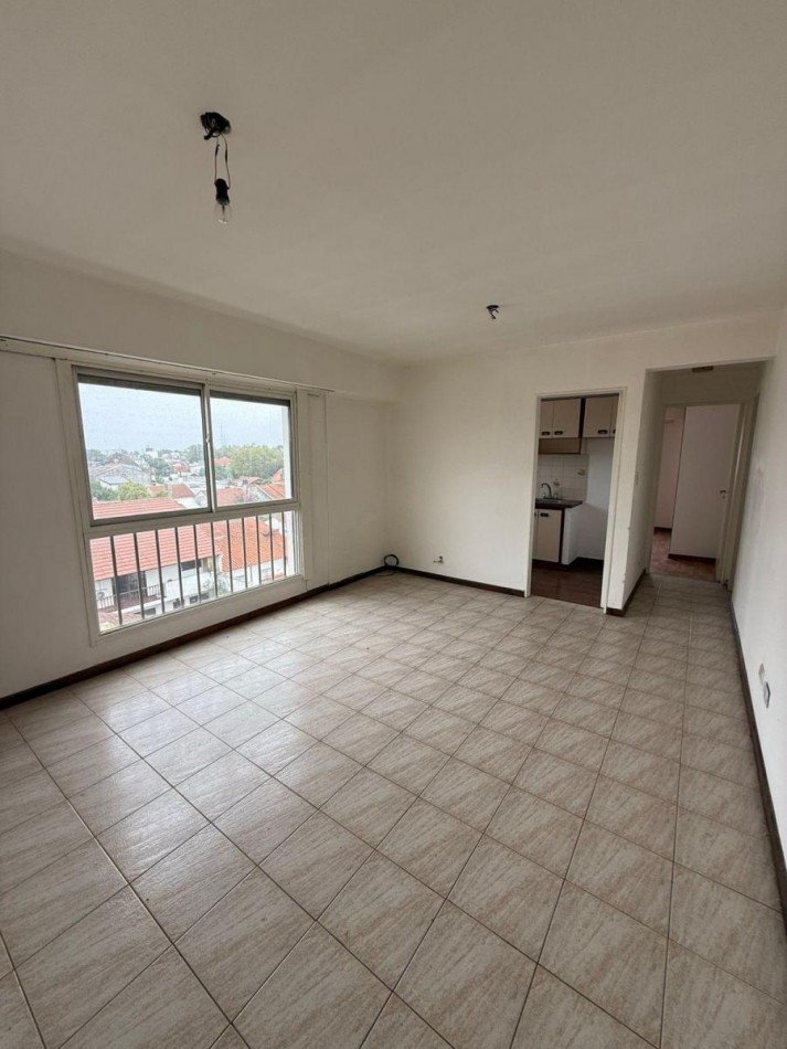 2 amb apto credito muy luminoso con espacio de cochera