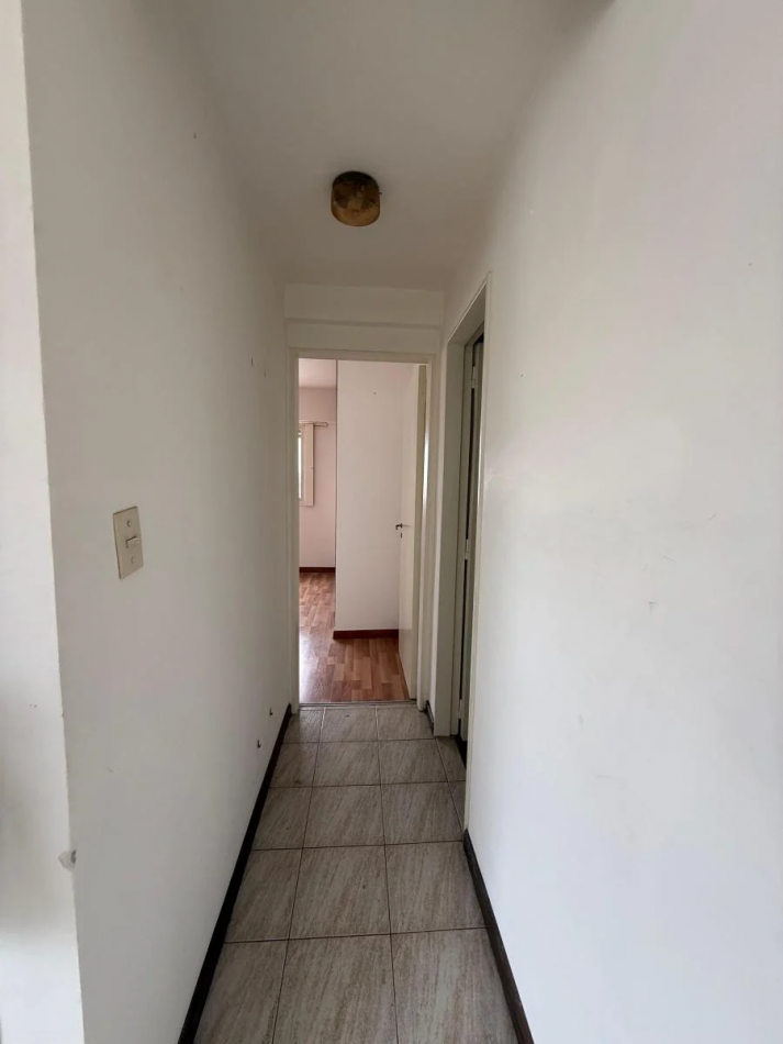 2 amb apto credito muy luminoso con espacio de cochera