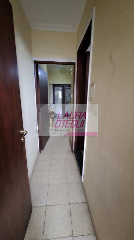 VENTA - Casa de 3 Dormitorios (1 en Suite) con Garaje y Amplio Espacio Multifuncion