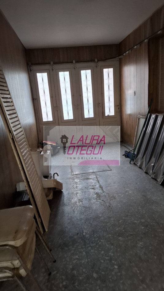 VENTA - Casa de 3 Dormitorios (1 en Suite) con Garaje y Amplio Espacio Multifuncion