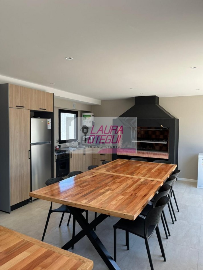 2 ambientes a estrenar con balcon y cochera en Guemes