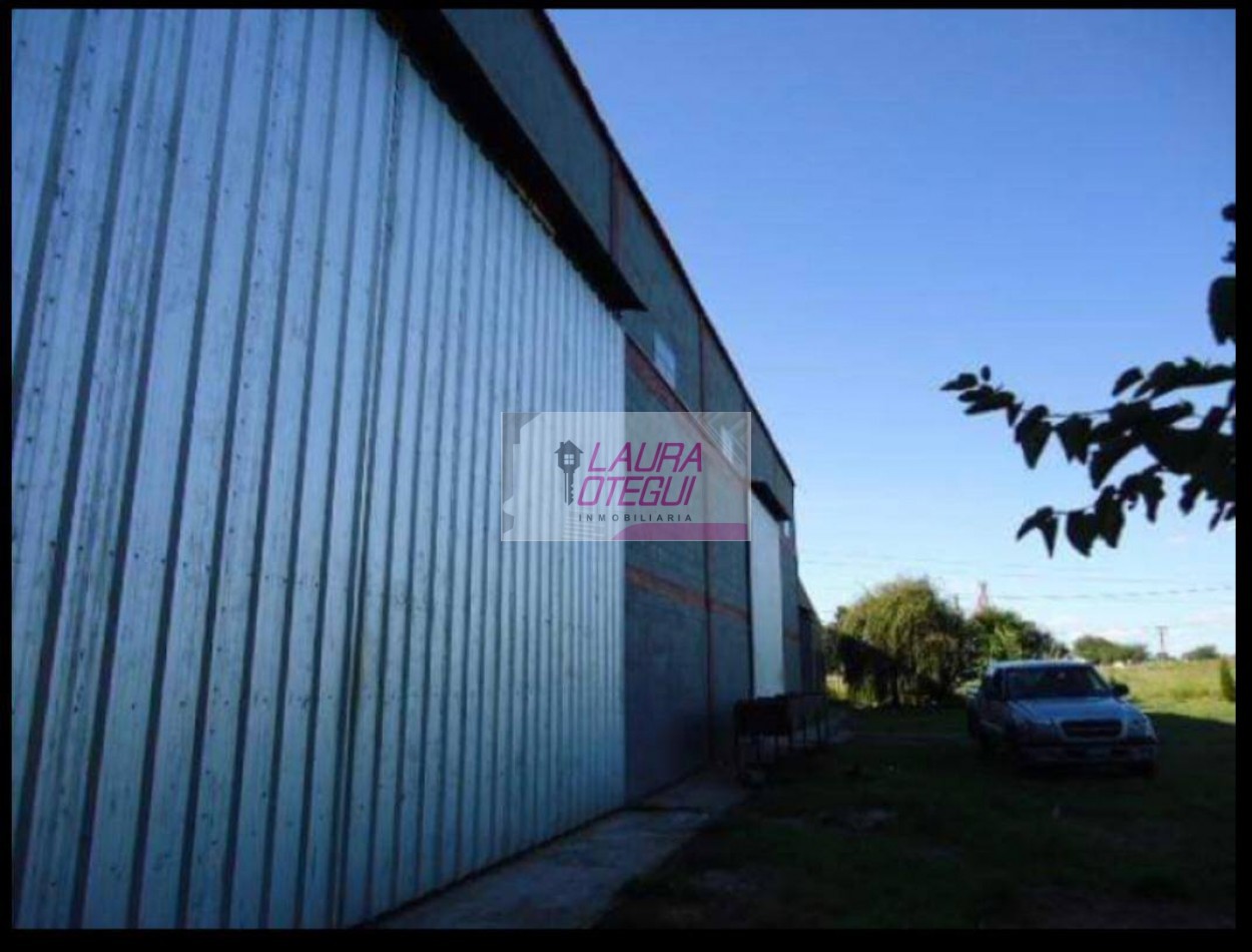 venta complejo industrial galpones y vivienda