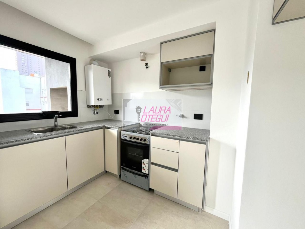 2 ambientes a estrenar con balcon y cochera en Guemes