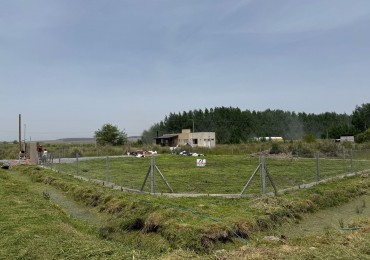 VENTA LOTE EN GARDEY CON PARRILLA + PILETA DE 9 X 3,50